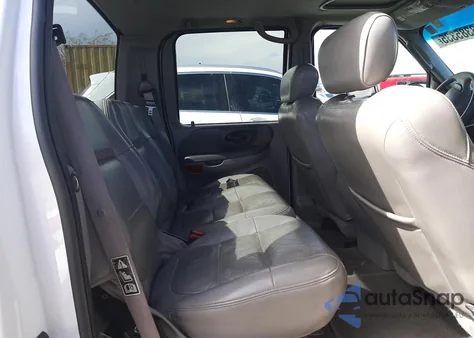 2002 Ford F150 Supercrew из США, поврежденный, VIN 1FTRW08L02KE04346